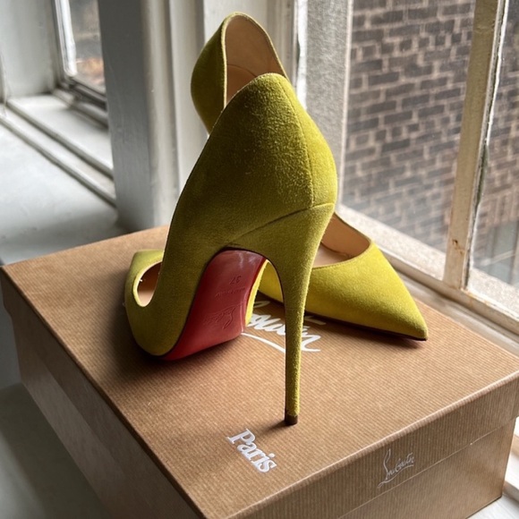 Christian Louboutin So Kate size 37. Suede. - Picture 5 of 6